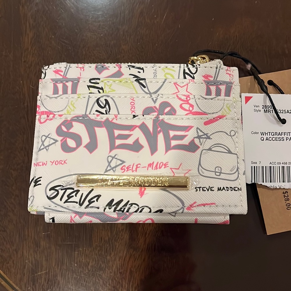 Wallet, NWT